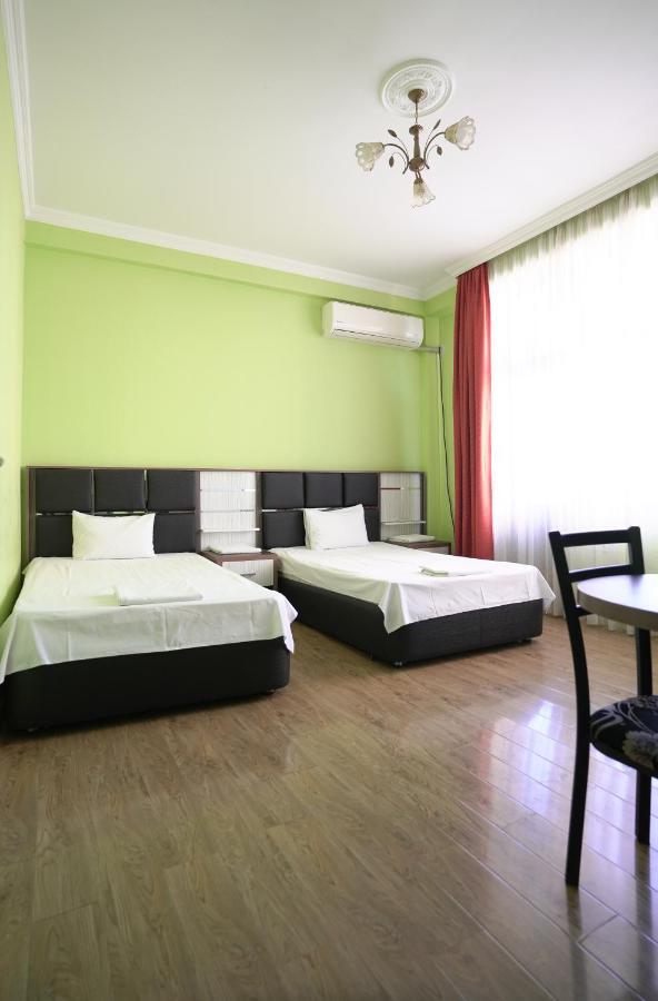 Apartments 37B Batumi Esterno foto