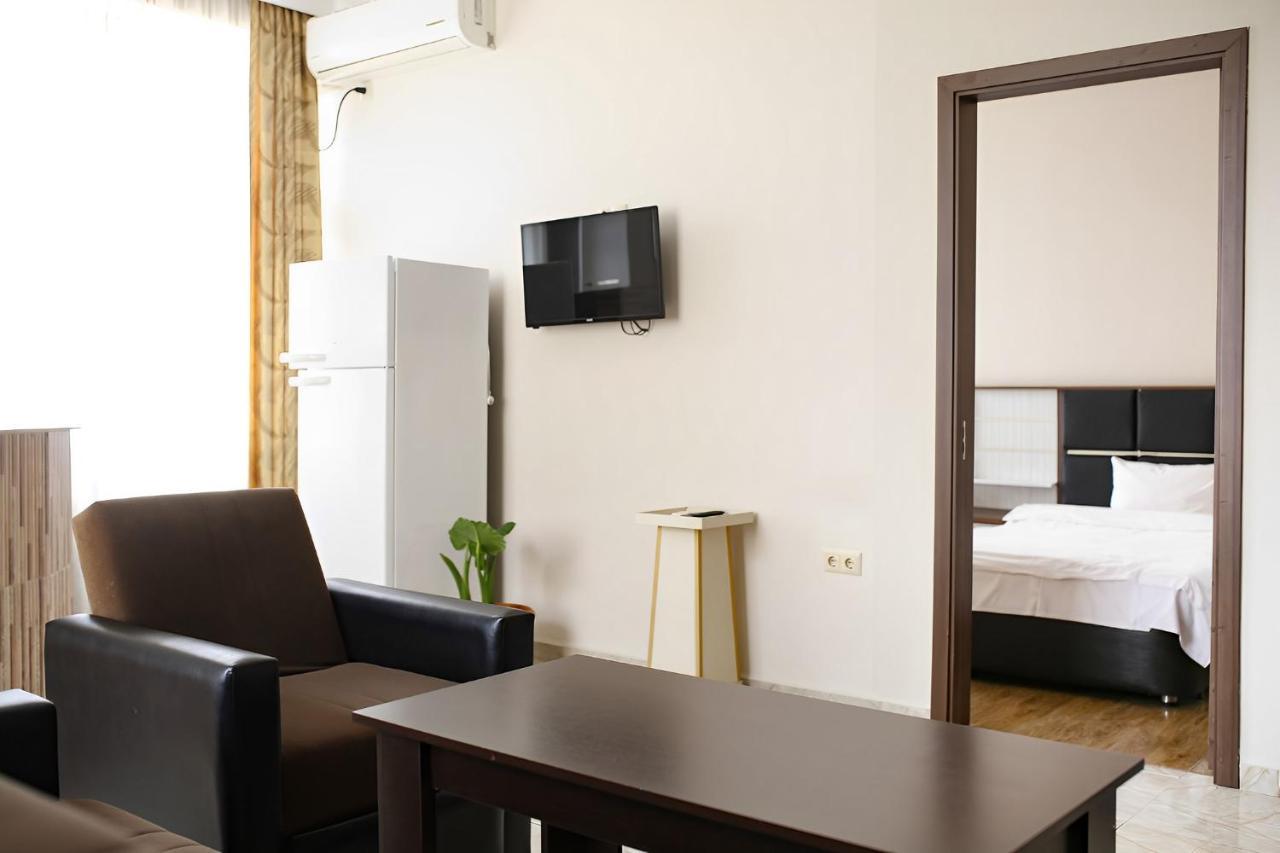 Apartments 37B Batumi Esterno foto